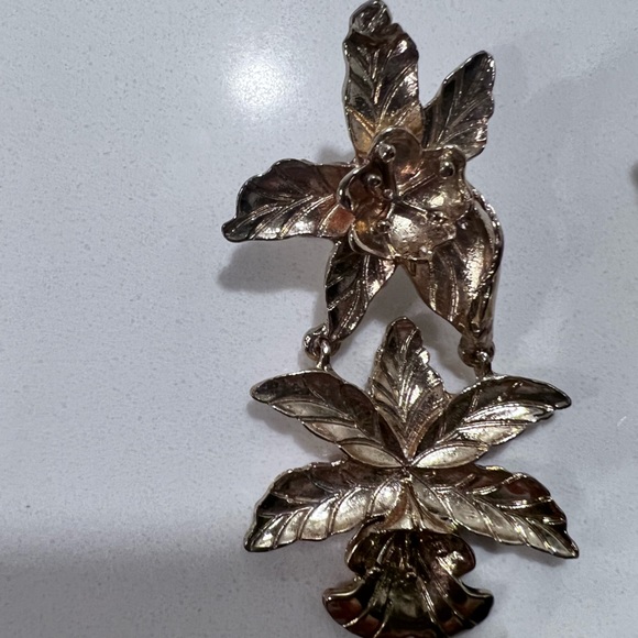 ORCHID EARRINGS - OVERSIZED - Picture 3 of 4